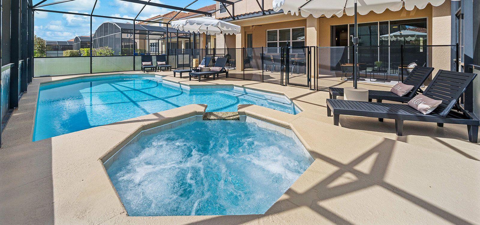 Solterra Resort 492 15 bedroom villas in Davenport