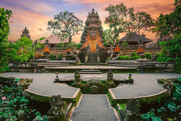 Ubud, temple, best time to visit Bali, Top Villas