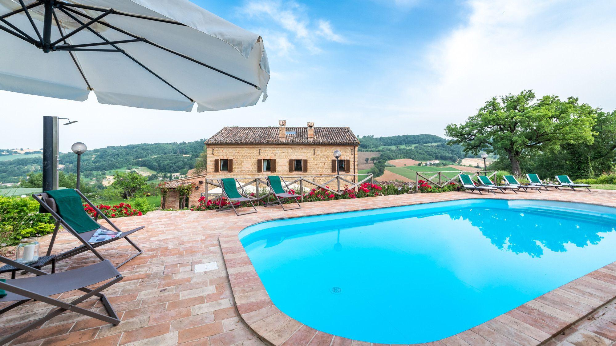 Villa Casanostra Le Marche villas with pool