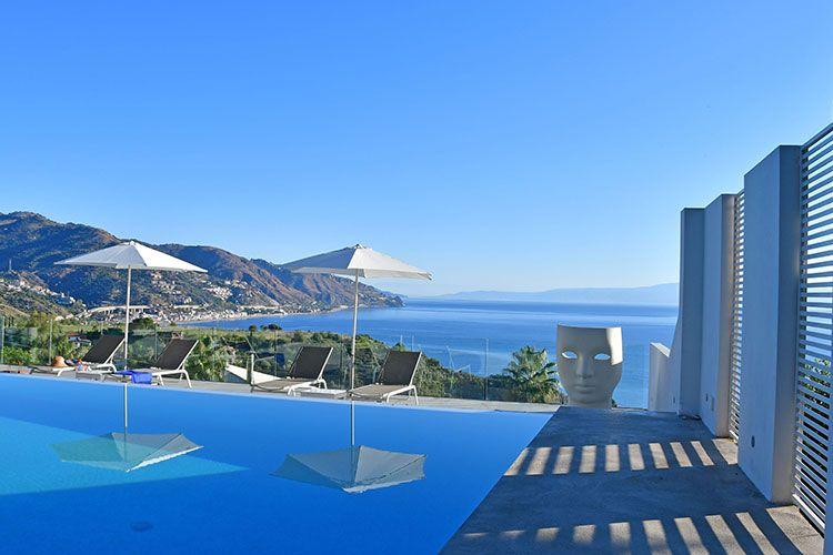 Sicily 4 bedroom villas, Villa Karin 4 bedroom villas, Top Villas