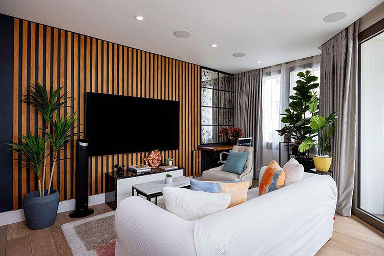 Westbourne Curve Apartments near Hyde Park