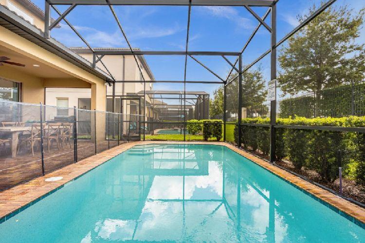 Windsor at Westside 1204 5 bedroom townhomes