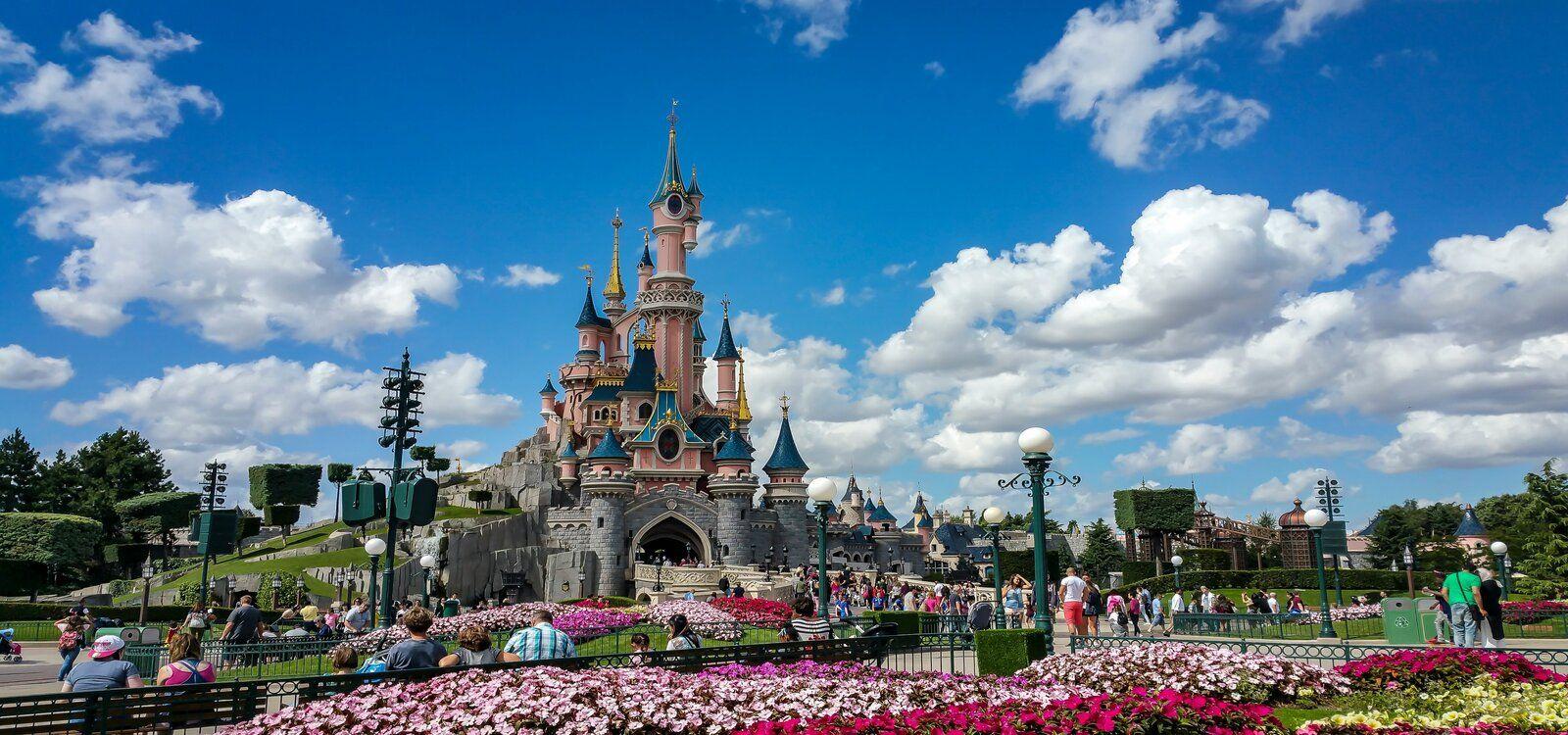 Apartments near Disneyland Paris, view of Cinderella's Castle