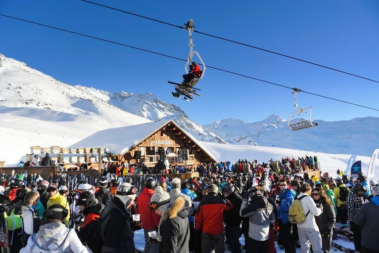 Apres ski, things to do in Courchevel, Top Villas