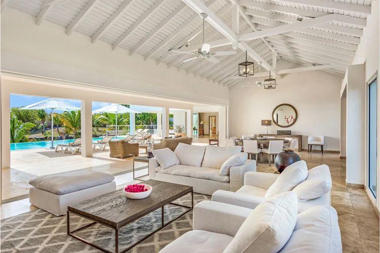 Bamboo pet friendly Baie Longue villas