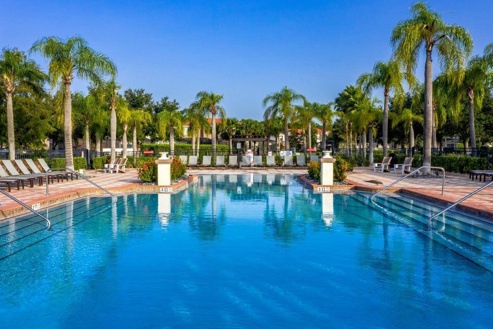 Bella Vida townhomes resort pool