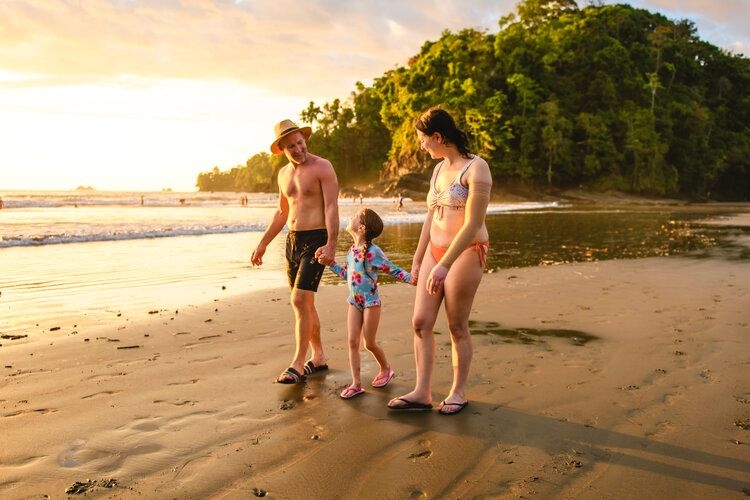 Best beaches in Costa Rica, family beach day, Top Villas