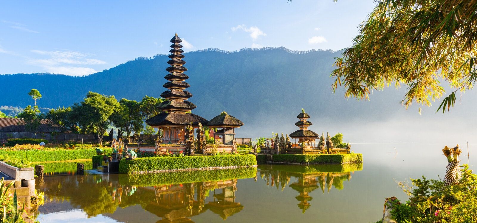 Ulun Danu Bratan Temple, best time to visit Bali, Top Villas