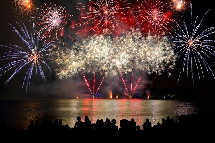 The best time to visit Cape Coral 4th July fireworks, generic waterfront view