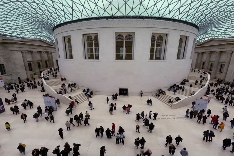 Best time to visit London, British Museum, Top Villas