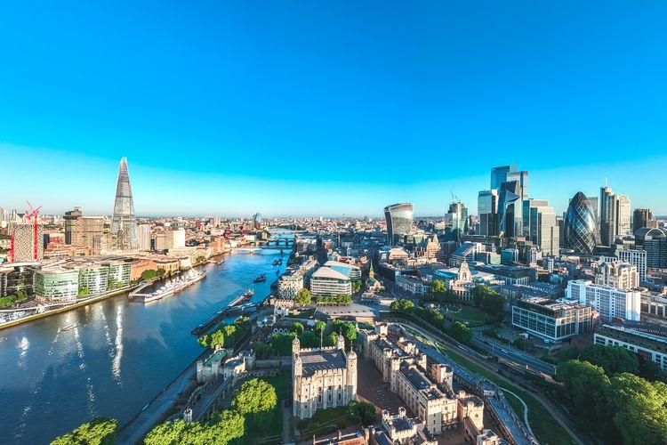 Best time to visit London, skyline, Top Villas