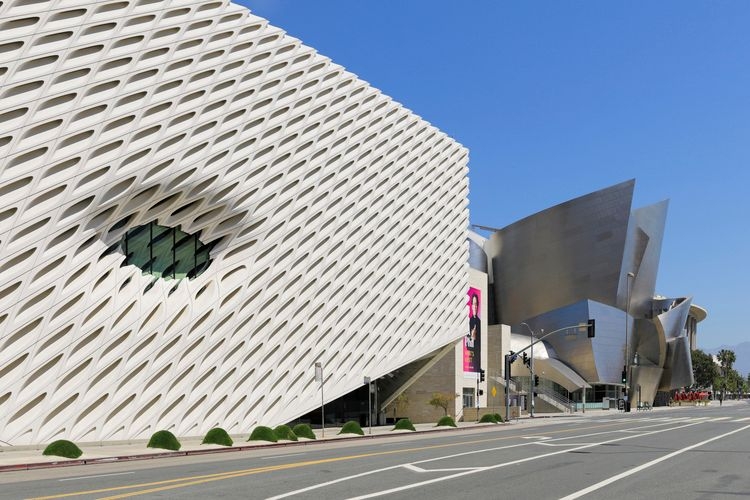 Best time to visit Los Angeles, Broad museum, Top Villas