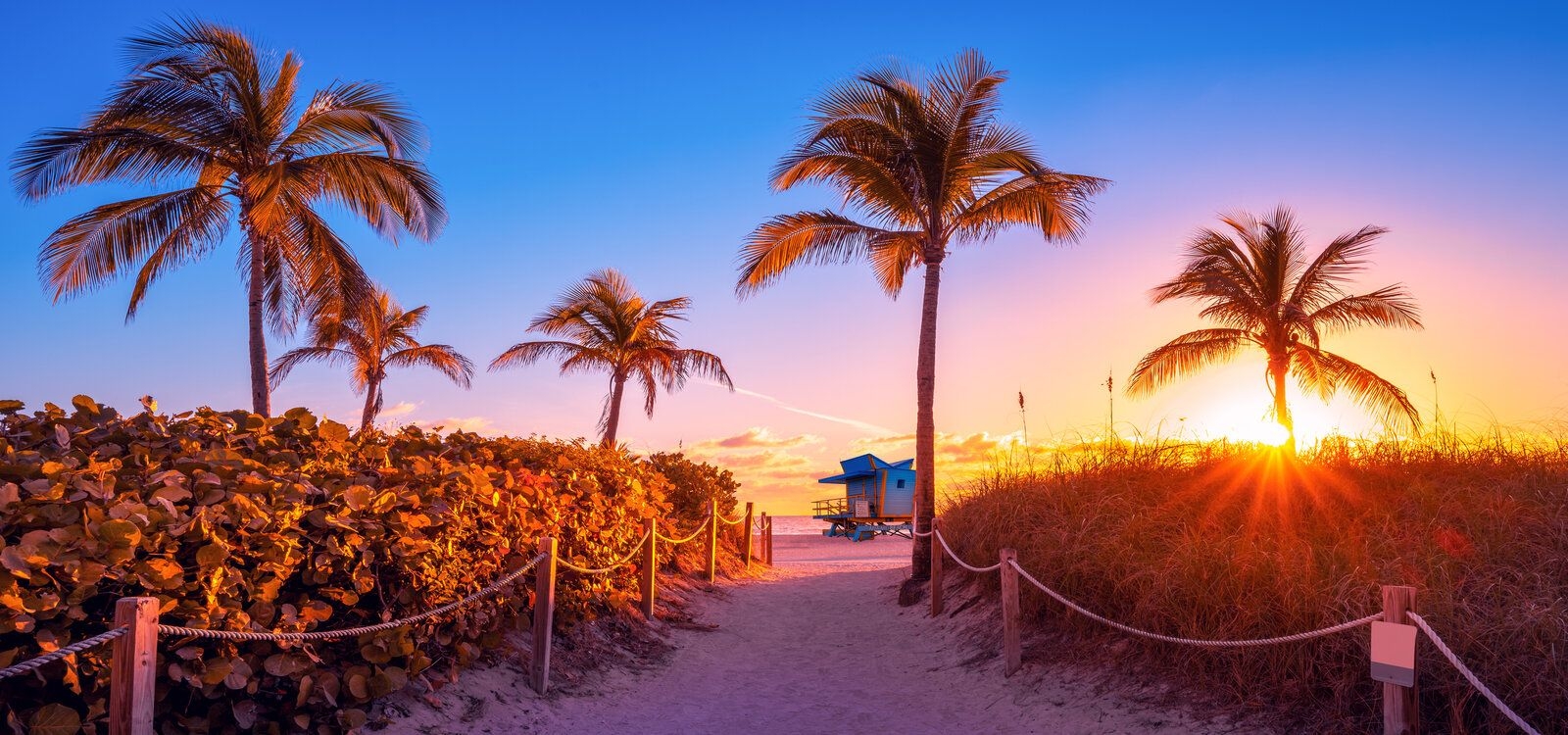 Scenic sunrise over Miami beach