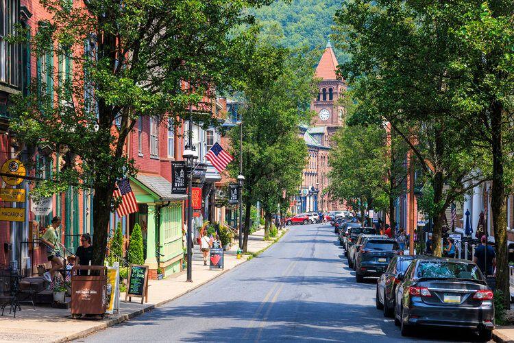 Best time to visit Pennsylvania, Jim Thorpe, historical center, tourism, Top Villas