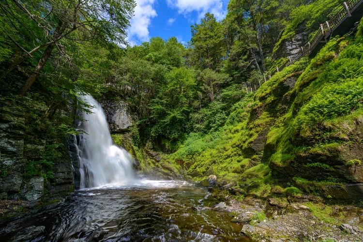 Best time to visit Pennsylvania, Bushkill waterfall hike, Top Villas