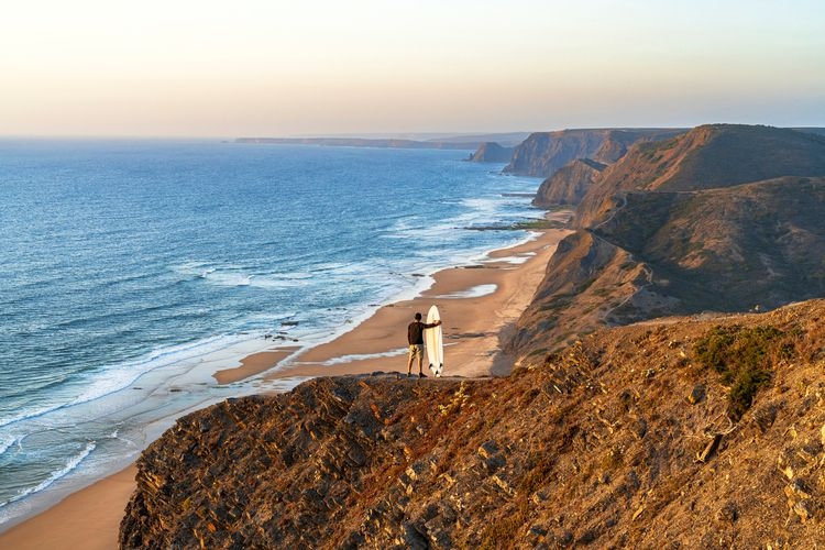 Best time to visit Portugal, surfing, January, Top Villas