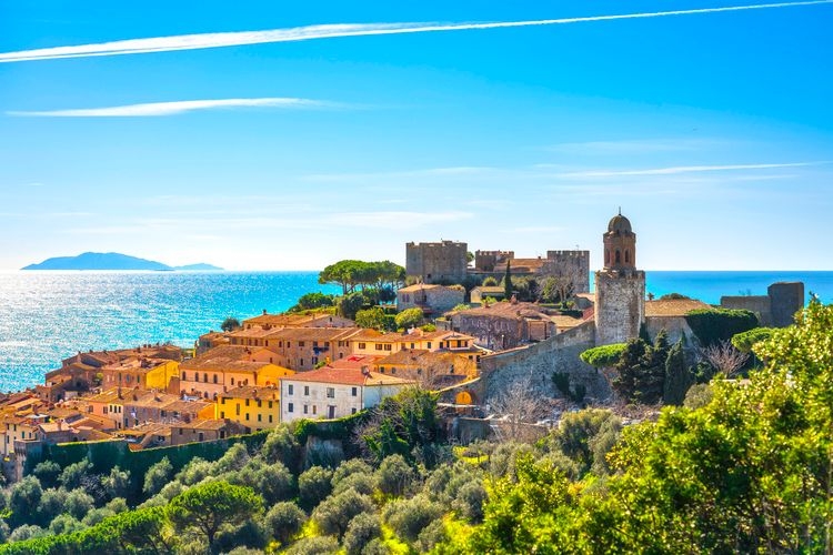 Best time to visit Tuscany, Maremma coastline, Top Villas