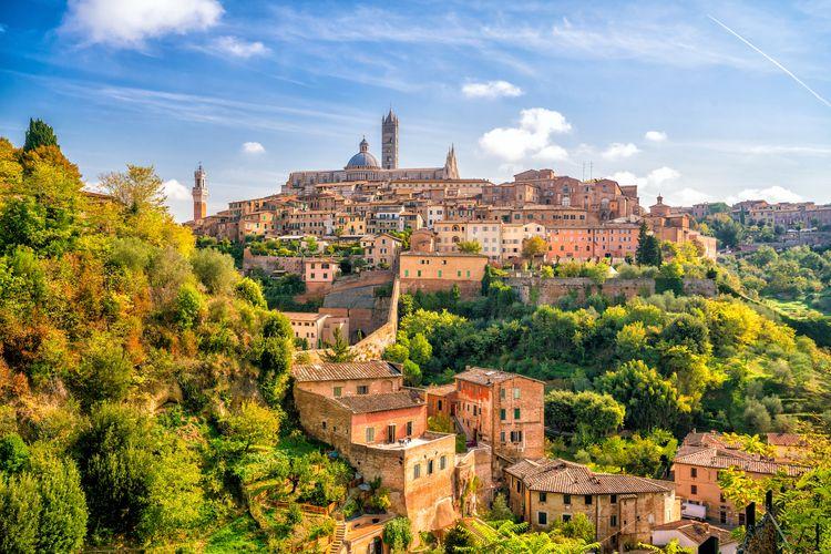 The best time to visit Tuscany, Siena scenery, Top Villas