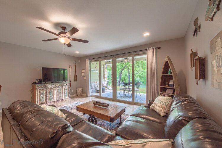 Canyon Lake 2 New Braunfels 2 bedroom condos, Top Villas