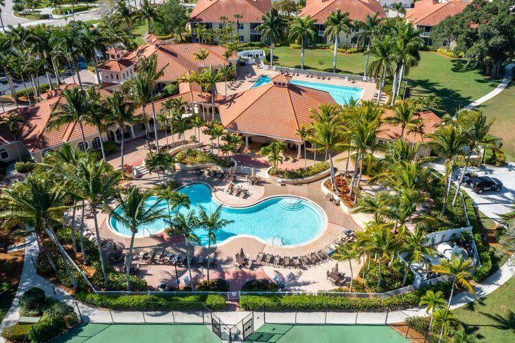 Cape Coral Florida Conco Rentals, Cape Coral 668 resort amenities