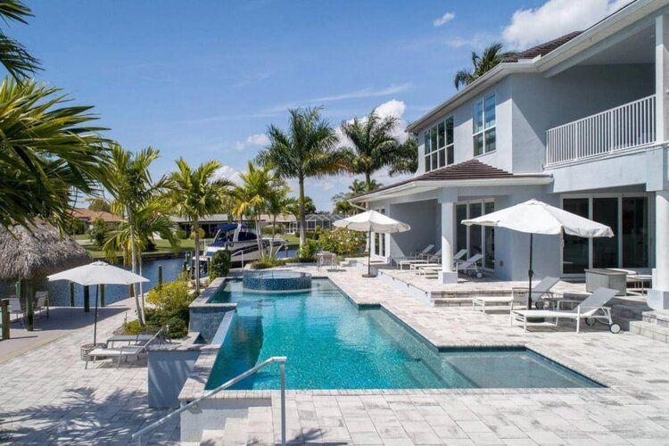 Cape Coral long term rentals, waterfront pool of Cape Coral 138
