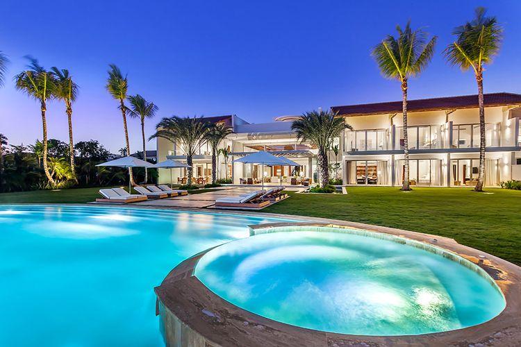 Casa de Campo villas with pools Casa de Campo 142 large villa with private pool and hot tub