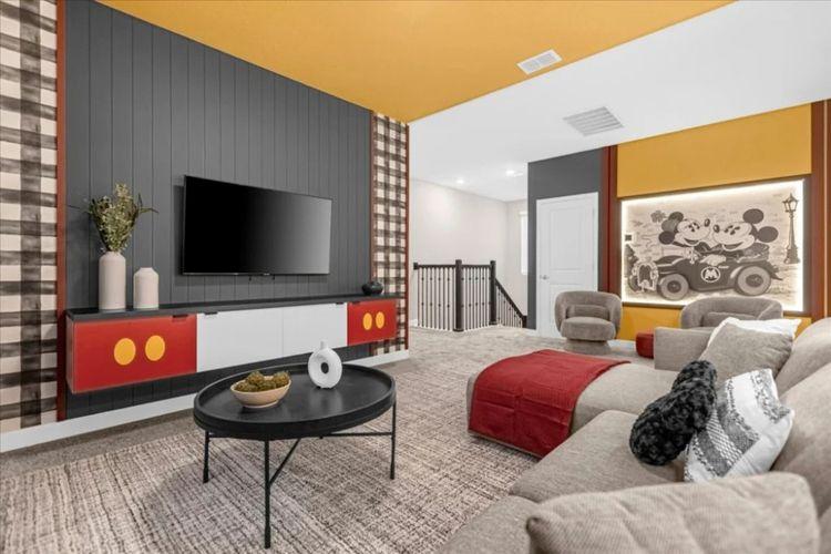 Champions Gate 6 bedroom villa, Championsgate 3448 living room