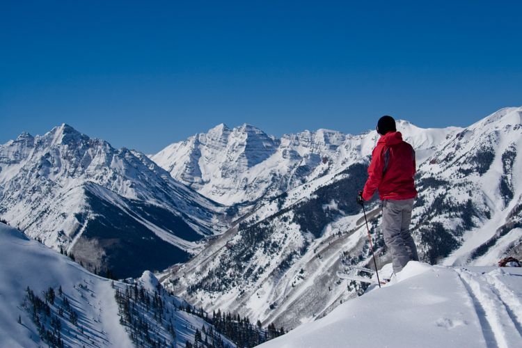 Colorado ski towns, snowy mountains, skier, aerial view, Top Villas