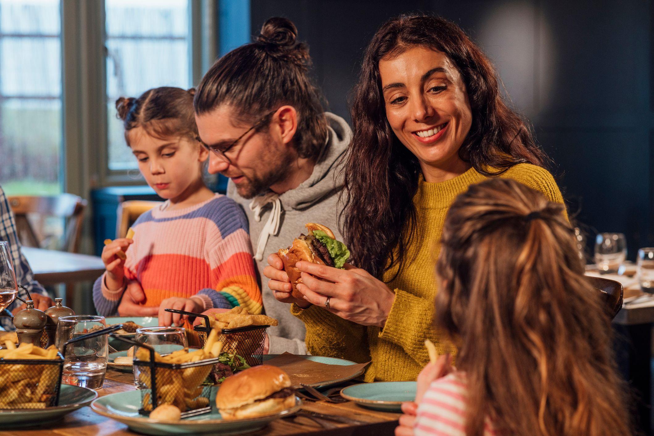 Dining near Solana Resort, family meal, Florida, Top Villas