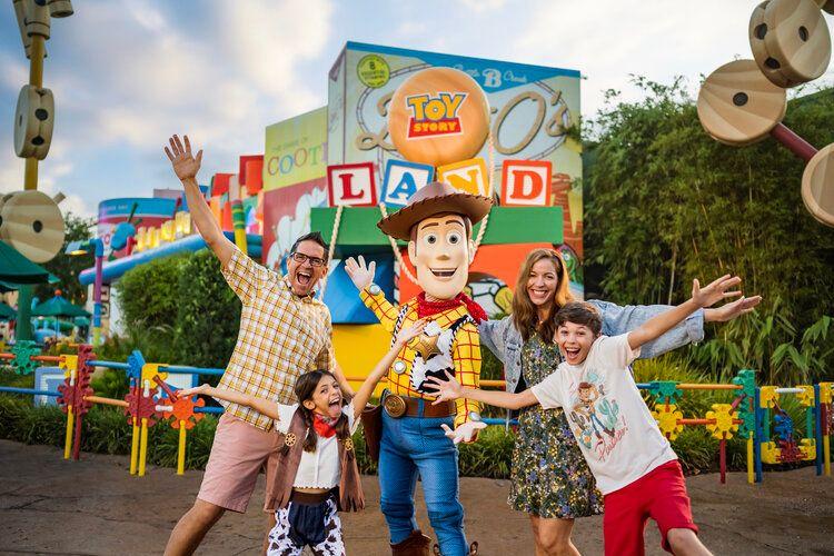 disney-world what to wear, Toy Story, Top Villas