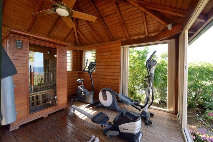 Dreamin Blue Happy Bay villas with gyms