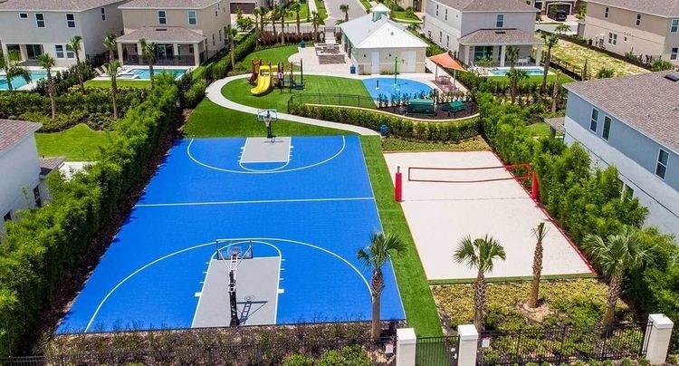 Encore Resort clubhouse, East Side Amenity center, Top Villas