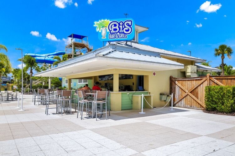 Encore Resort for families, Bis Grill, Top Villas