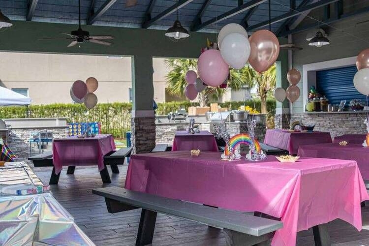 Encore Resort for families, Encore East Side Pavilion party