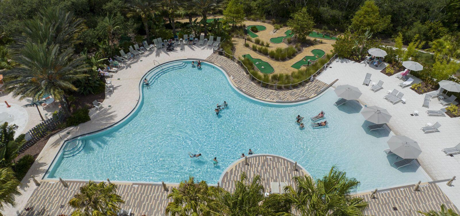 Festival Resort 3 bedroom townhomes, resort pool, Top Villas