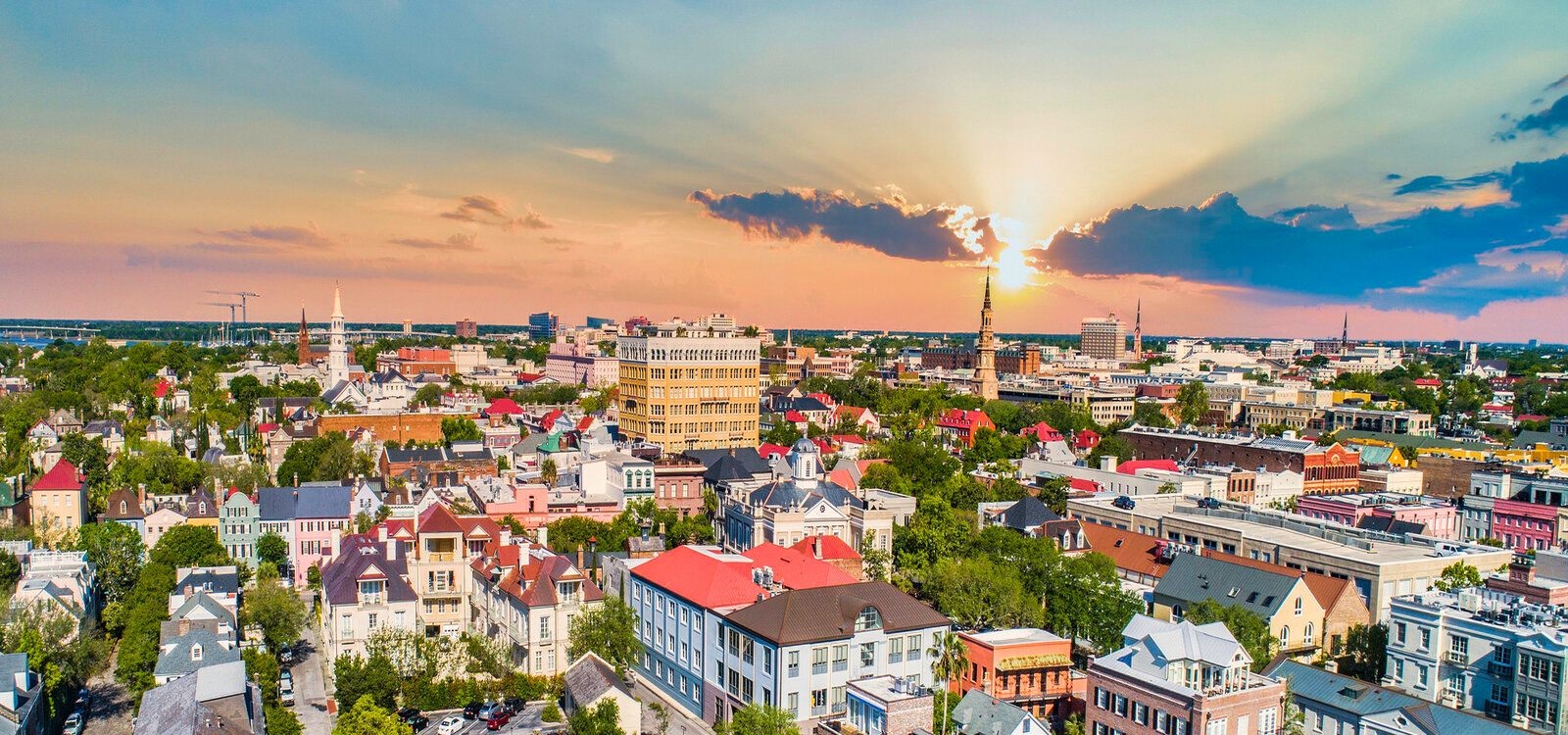 Charleston SC skyline, the best time to visit Charleston, SC, Top Villas