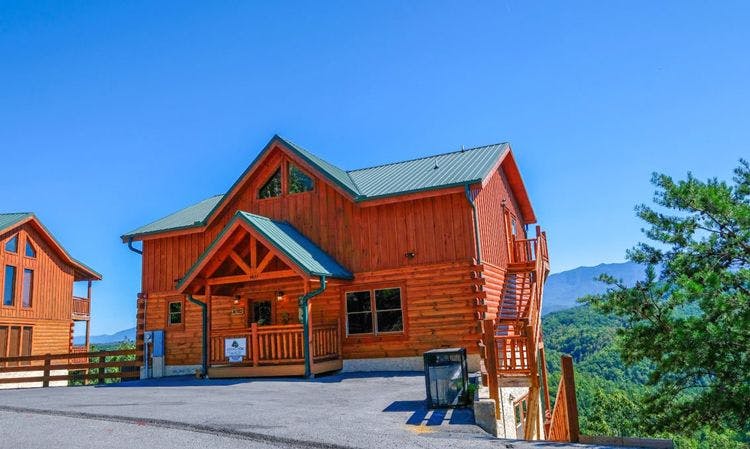 Great Smoky Mountains vacation rentals Pigeon Forge 8 cabin in the mountains