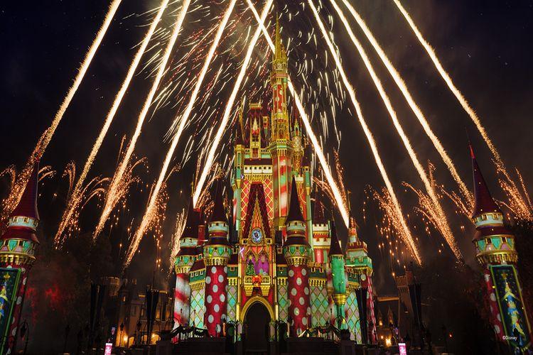 How to plan a trip to Disney World, castle fireworks