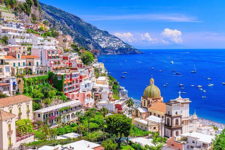 Italy vs Greece coastline in Italy, Top Villas