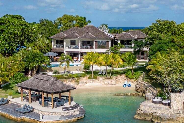 Jamaica beach house rentals, Makana on the Beach, Top Villas