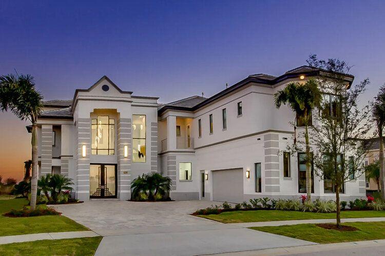 The striking facade of Reunion Resort 1500 in Kissimmee, Orlando. Florida