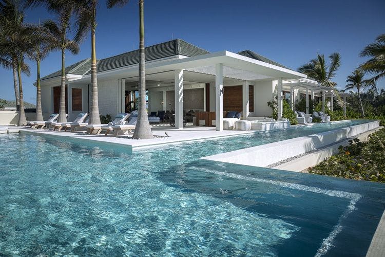 La Dolce Vita Caribbean villa with pool