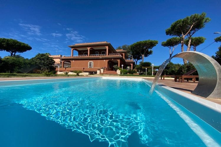 Anzio 1 villa with swimming pool