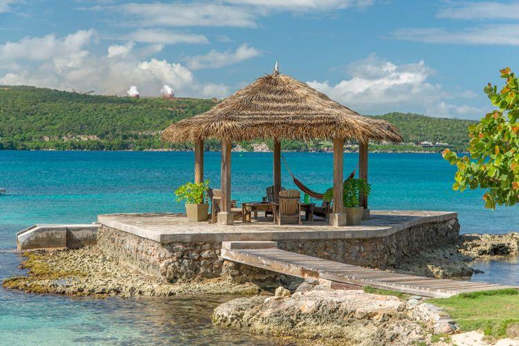 Linga Awhile Cottage On The Beach Jamaica beachfront villas