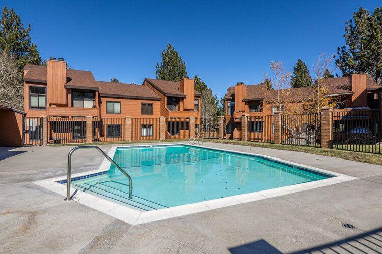 Mammoth Lakes 2 bedroom condos, Mammoth Lakes 97, Top Villas