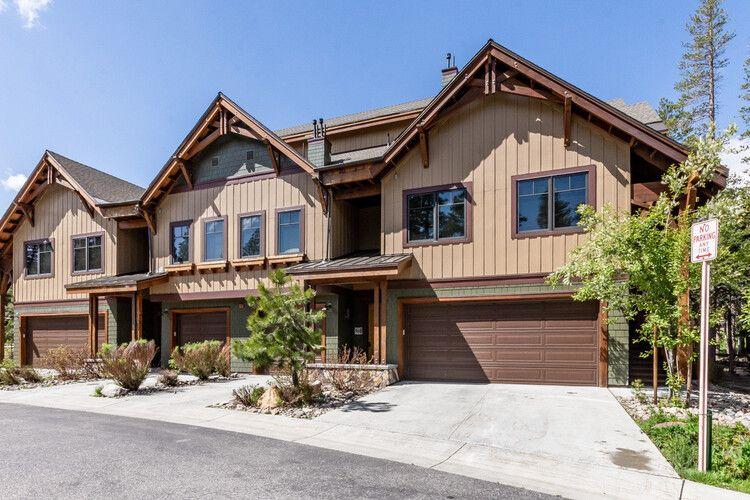 Mammoth Lakes 4 bedroom townhomes, Mammoth Lakes 32, Top Villas