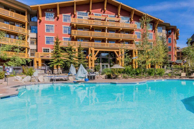 Mammoth Lakes condos, Mammoth Lake 25, Top Villas