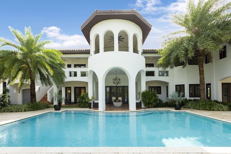 Miami 55 luxury vacation rental with pool