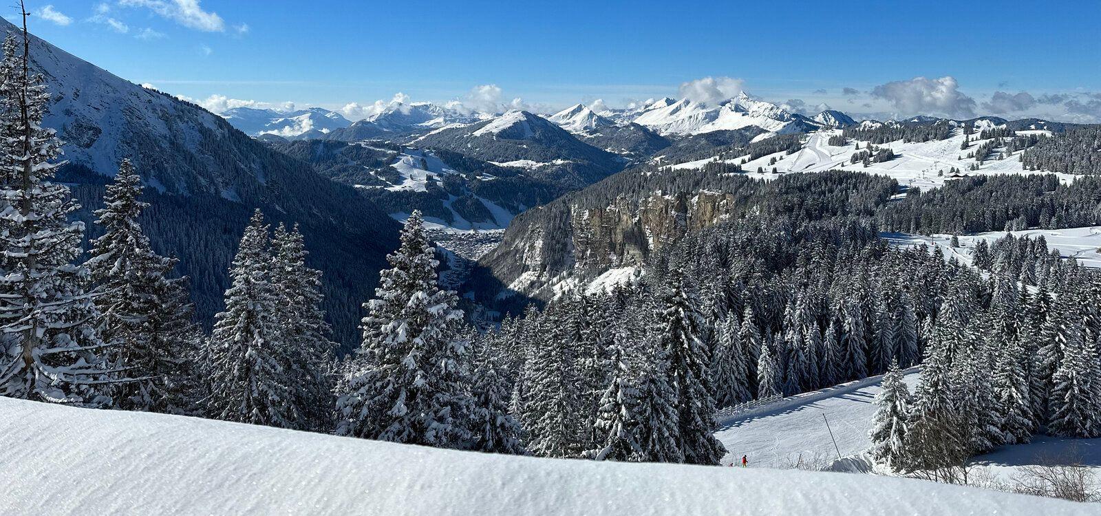 Morzine accommodation, ski slopes, Top Villas