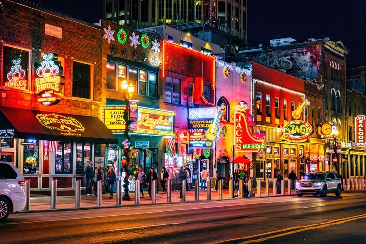 Multi-centre destinations, Nashville Honky Tonk bars, Top Villas